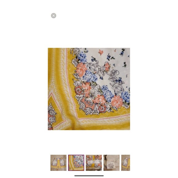 Floral Print Yellow Trim Women's Shorts - Picture 4 of 10